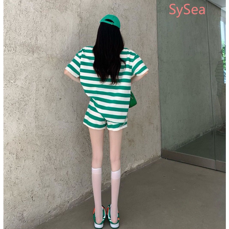 Set Đồ Thể Thao Kẻ Sọc Thời Trang Mùa Hè Năng Động Cho Nữ