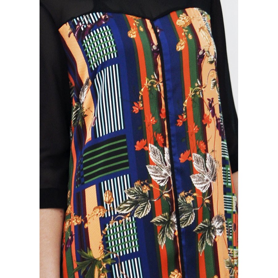 GOTI - Đầm Trung Niên Cao Cấp Dáng Suông Dài Rộng, Có Túi, Cổ Tròn, Tay Lỡ, Vải Lụa Cao Cấp In Hoa Tiết Hoa Lá 3071