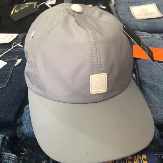 Mũ thời trang dành cho nam nữ