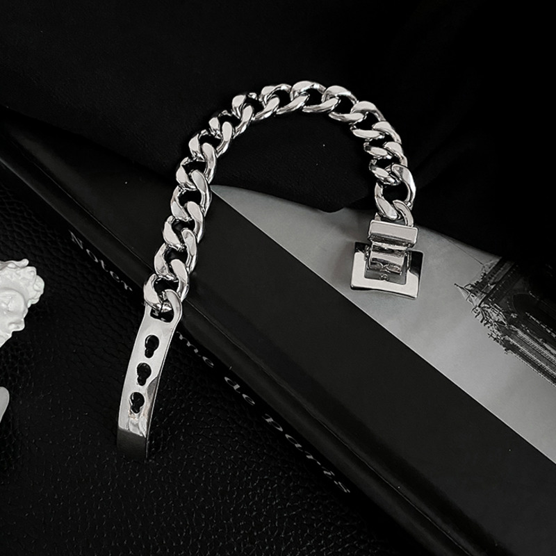 Vòng Tay Kim Loại Thiết Kế Đơn Giản Thời Trang