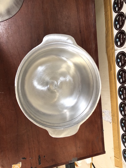 Thố gang, Nồi gang 1.5 lít - đường kính 21cm doa bóng, hàng dày