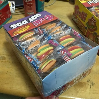 |Date 9.2020| Hộp 60 Cái Kẹo Dẻo Trolli HotDog 9g