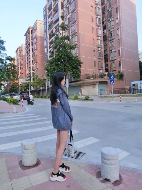 (ORDER)Áo ulzzang khoá có mũ 2 màu dễ mặc | BigBuy360 - bigbuy360.vn