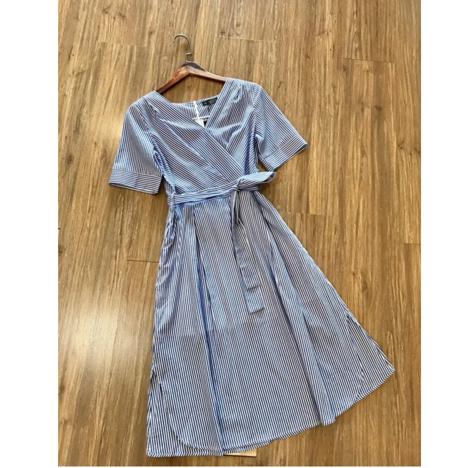 Đầm kẻ sọc Topshop Striped Midi Dress with Belt