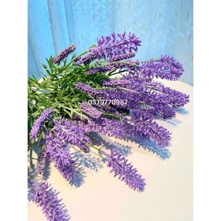Hoa giả - Hoa lavender cao su kèm giỏ cói