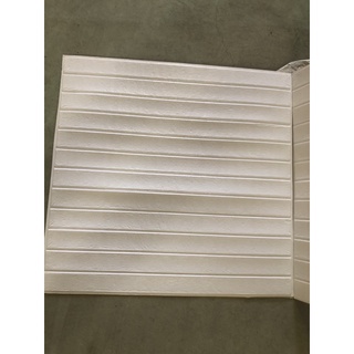 xốp dán tường 3D vân gạch mới