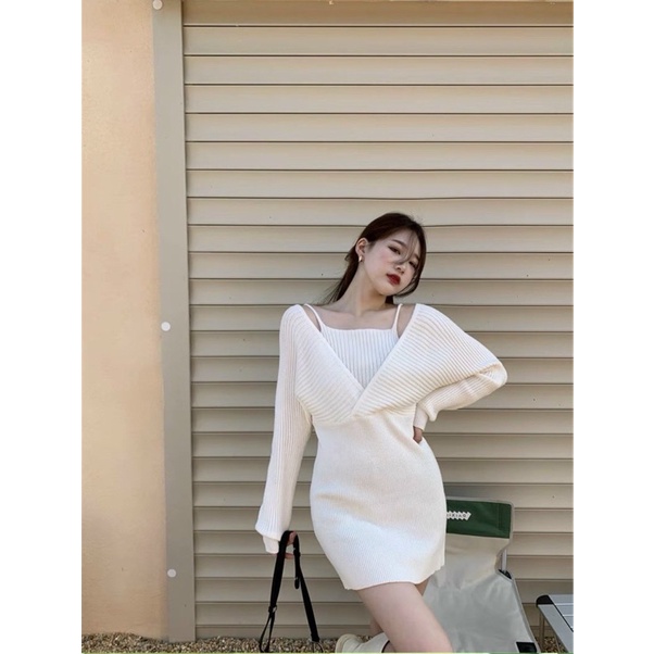 Đầm len ôm body rớt cổ tim lệch vai kèm áo 2s màu đen trắng | BigBuy360 - bigbuy360.vn