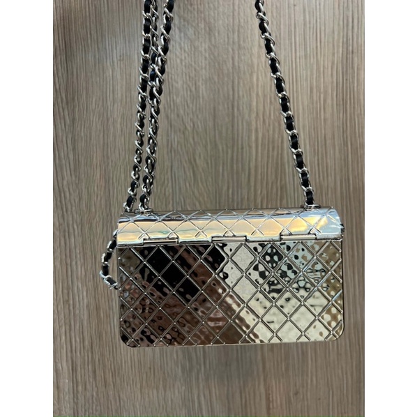 Túi channel cốp nhựa dây xích mai phương bùi