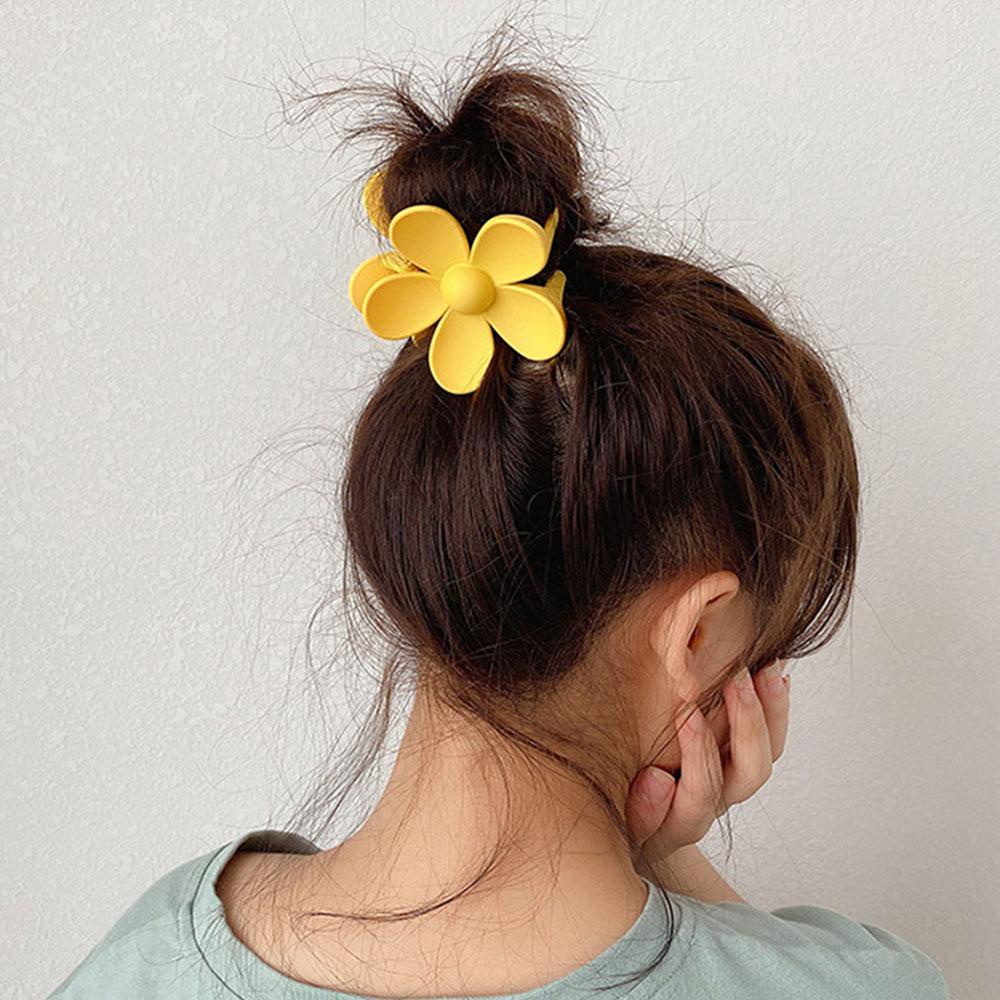 Kẹp Tóc Hoa Lớn Bằng Nhựa Màu Kẹo Ngọt Thời Trang WMES15H