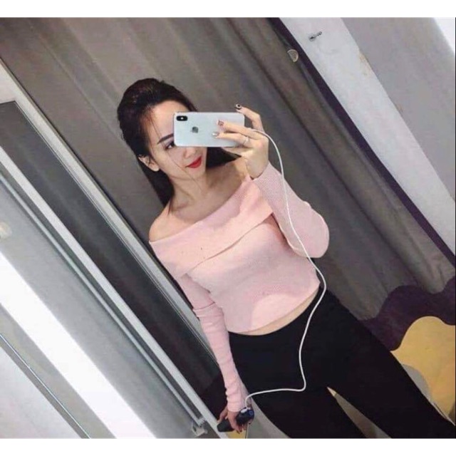 Áo len trễ vai HM