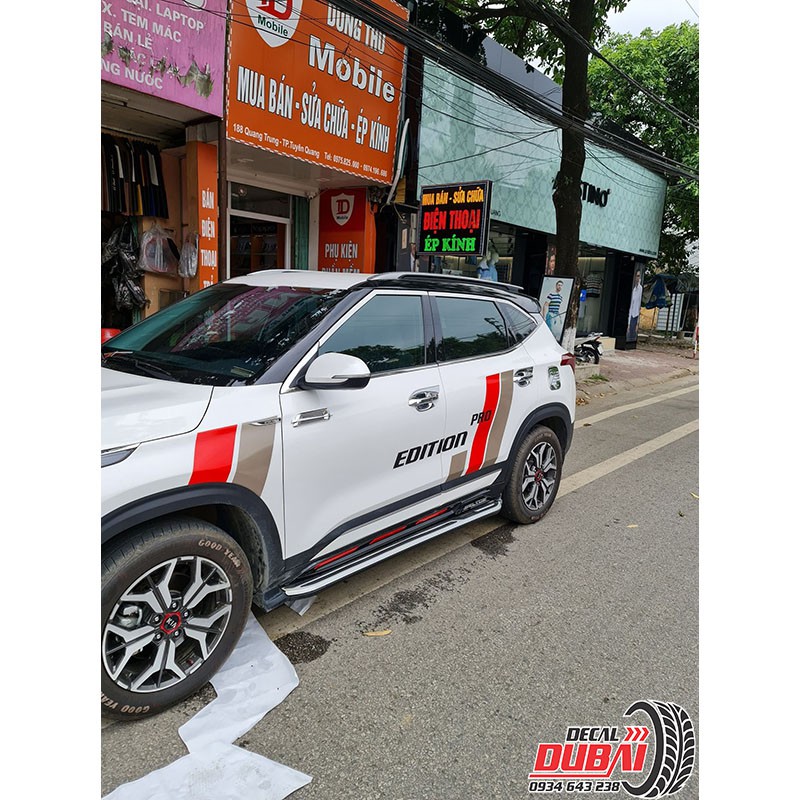 Tem Dán Sườn Xe Kia Seltos Pro Edition - Hình Thật Khách Feeback