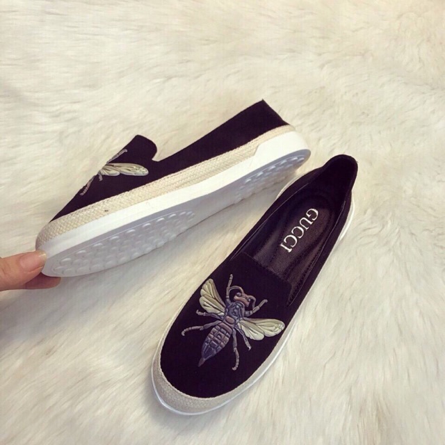 Giầy slip on