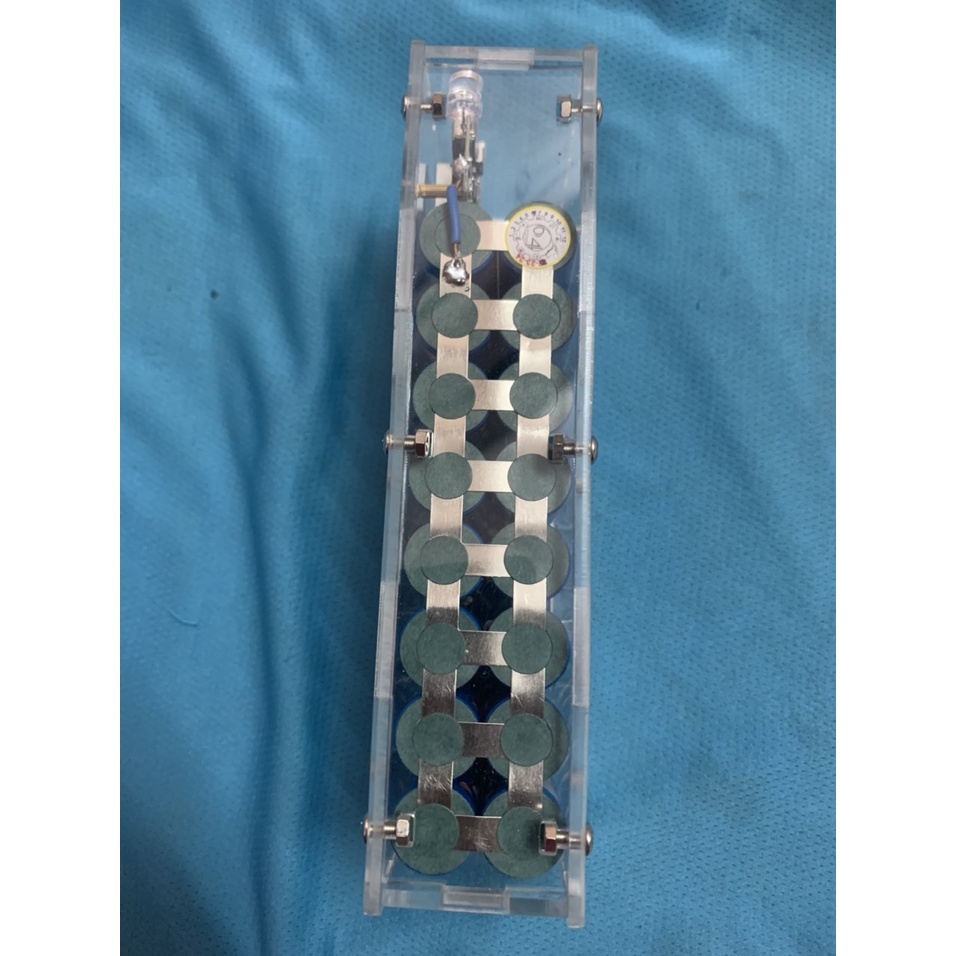 Sạc dự phòng 41.600 mah mica trong suốt siêu ngầu