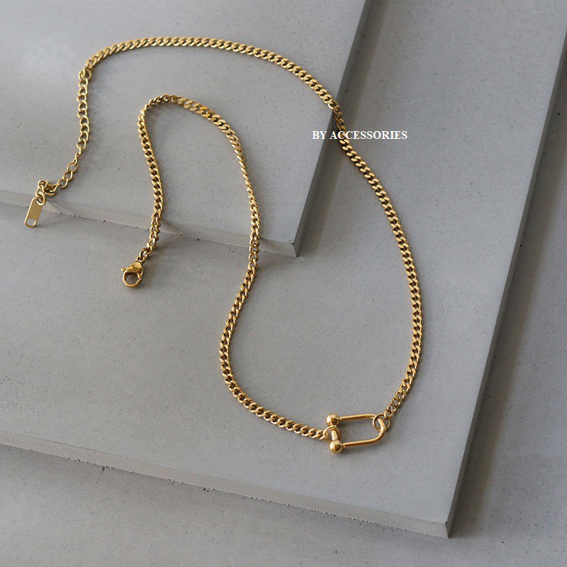 Dây chuyền titan xích phối mặt khóa móng ngựa không gỉ