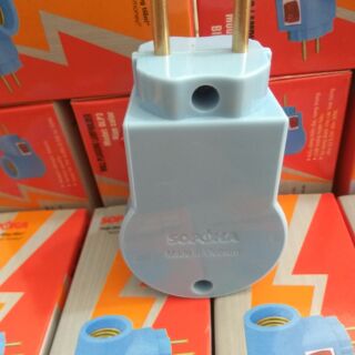 Đui đèn liền phích Sopoka