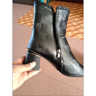 Giày bốt cao cổ lót lông hàng Quảng Châu có sẵn size 35-37-38