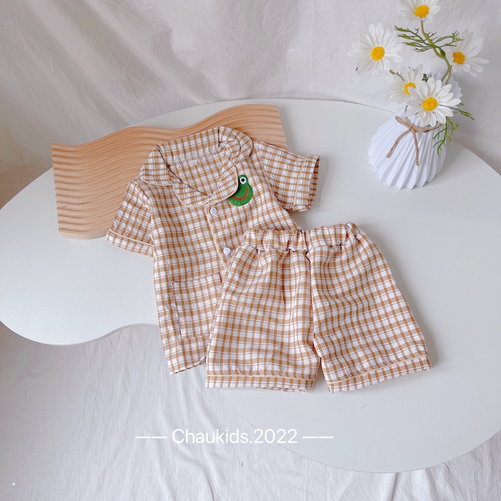 Bộ Pijama cho bé Thô Mềm Họa Tiết Kẻ Caro Thêu Hình Cute Cho Bé Gái, Trai Size Từ 8-20kg DOBO010