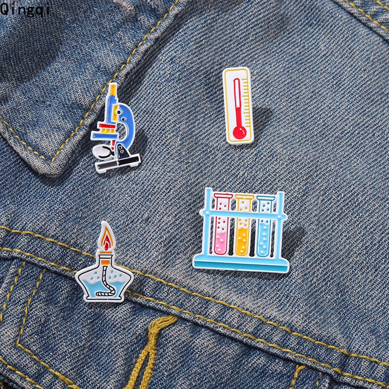 Ghim cài áo trang trí Miss Zoe hình nhiệt kế kính hiển vi hóa học hoạt hình đáng yêu làm quà cho bạn