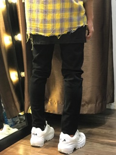 Quần jeans đen phối zip cổ chân