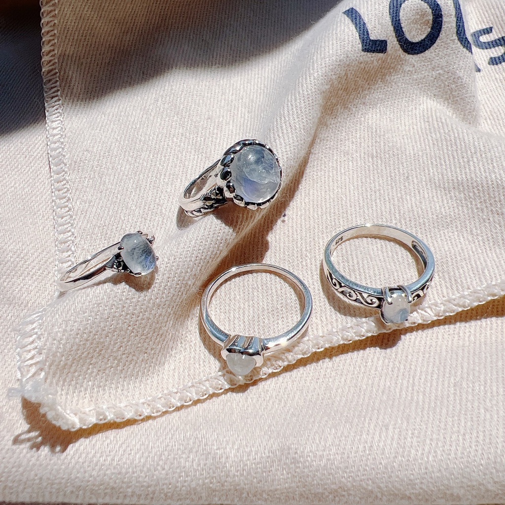 Nhẫn bạc Moonstone H.A.S