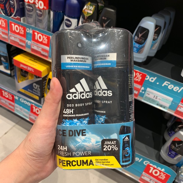 Set adidas tặng 1 chai sữa tắm adidas hàng xách tay malaysia.