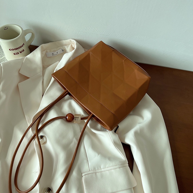 Túi xách đeo chéo vai IELGY đơn giản thời trang dành cho nữ