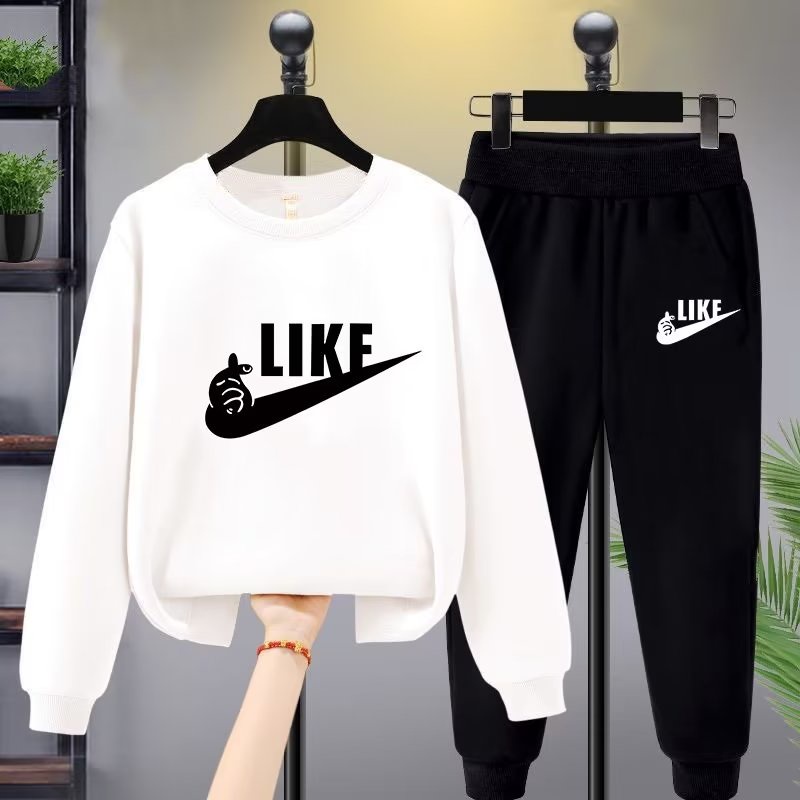 Set BXPB gồm áo nỉ dài tay cổ tròn và quần dài thời trang cho bé