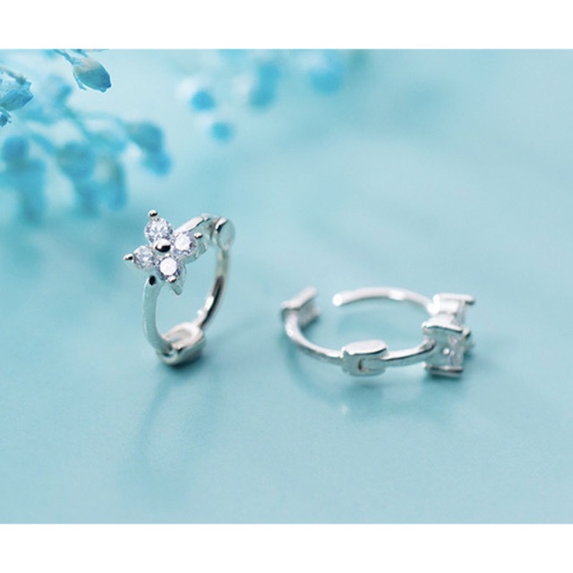 Khuyên Tai Bạc Size Mini Đeo Sát Tai Đính Đá Hoa 4 Cánh Nhỏ Xinh - Xanh Bạc