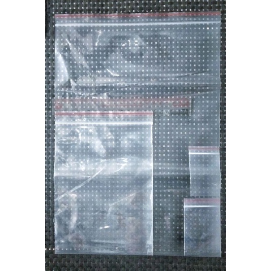 Túi zip chỉ đỏ tiện lợi
