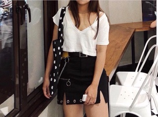 Áo croptop cổ tim K&A