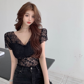 Áo thun nữ tay ngắn cổ chữ v phối ren thời trang