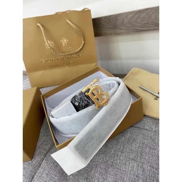 Thắt lưng da Burberry mẫu mới siêu đẹp, mặt giả cổ bền màu, dây da thật xịn xò full box