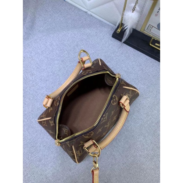 Túi xách nữ LV hàng super sz23x13cm bản Vip.đẹp xuất sắc kèm túi giấy hóađơn