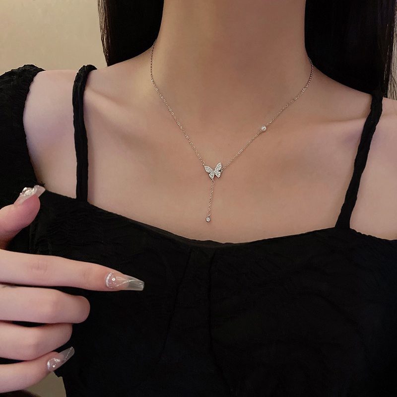 Vòng cổ bạc 17KM mặt hình bướm đính đá và ngọc trai nhân tạo thời trang