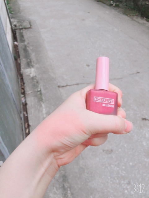 Má hồng kem Hold Live | BigBuy360 - bigbuy360.vn