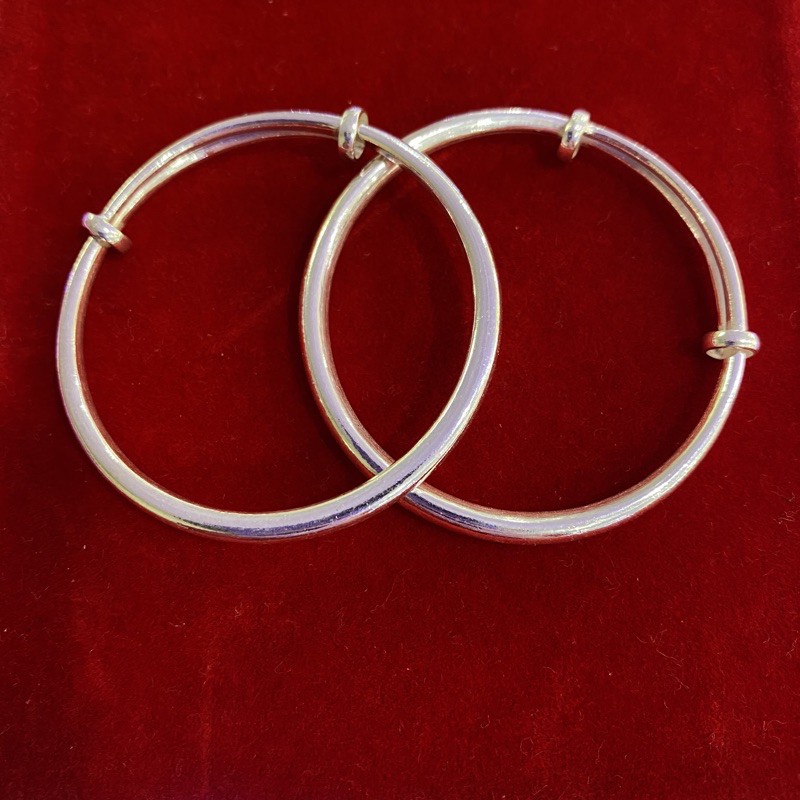 Lắc bạc nõn cho bé