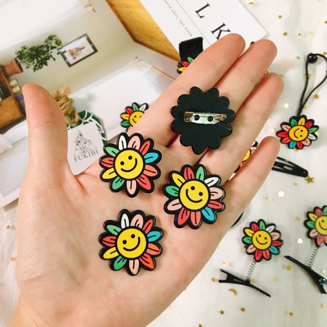 CỘT TÓC, KẸP TÓC, GHIM CÀI ÁO STICKER KAIKAIKIKI ẢNH THẬT