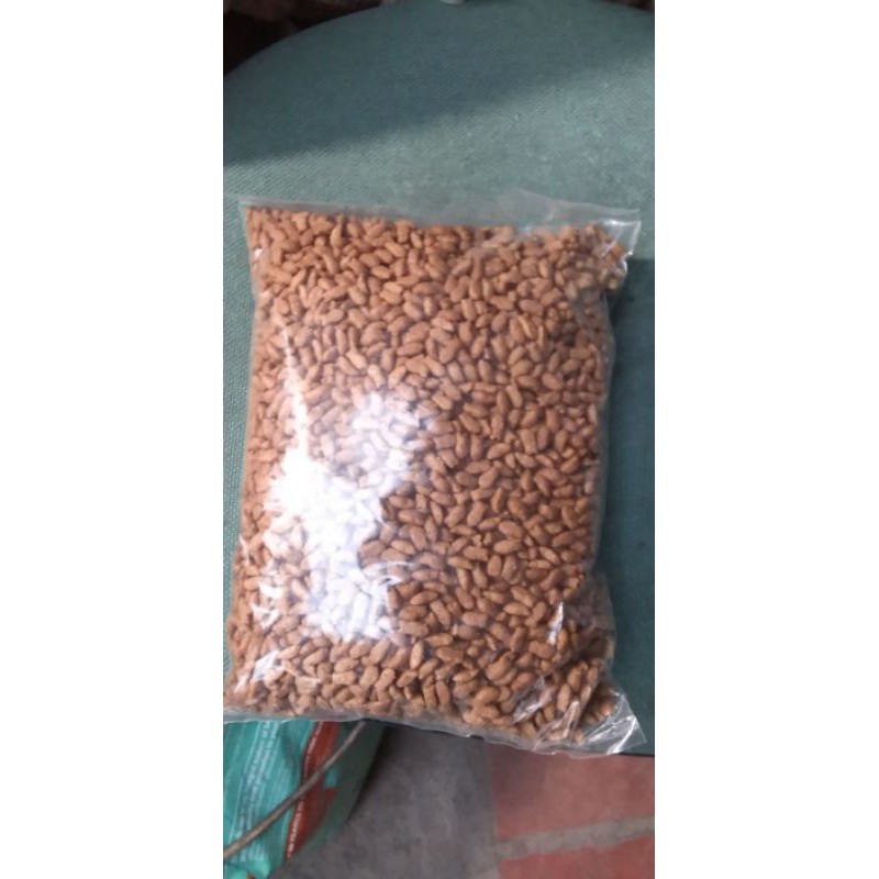 Đặt hỏa tốc ,Cát ai bao 13,5kg  hình con cá giá 1000000k, gói chiết  100000k/ 1 kg...