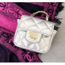 Túi mini quai chéo hoạ tiết Trần Trám sành điệu cho bé T809