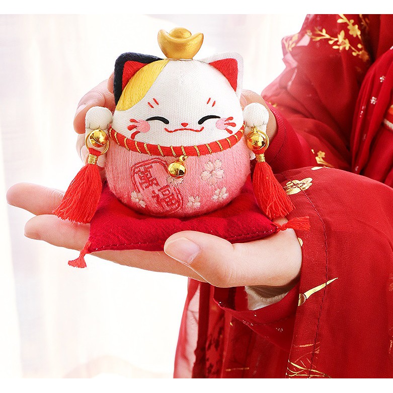 [ CÓ SẴN ] DIY / BỘ KIT THÊU MÈO MANEKI NEKO DỄ THƯƠNG