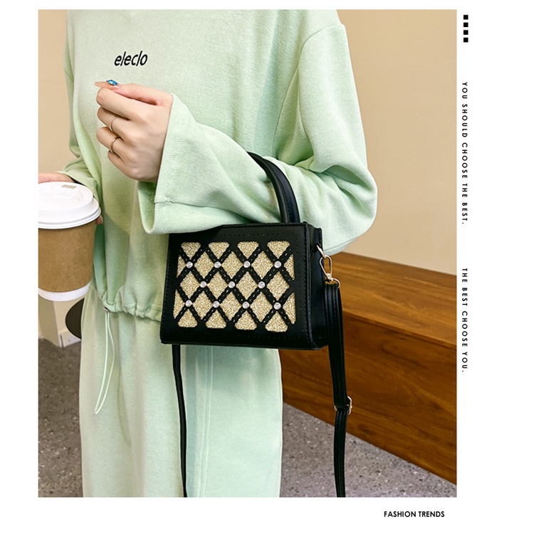 Túi xách nữ JASMIN NOIR phối đinh tán thiết kế rỗng độc đáo