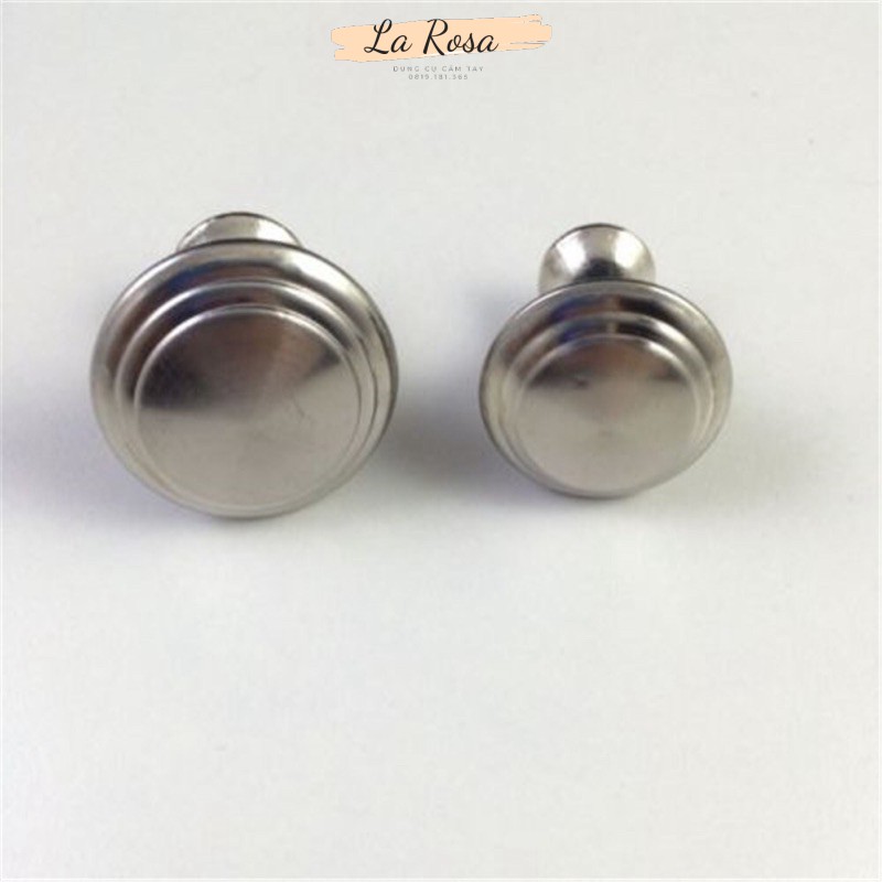 Núm Nắm Tủ Màu Trắng Bạc