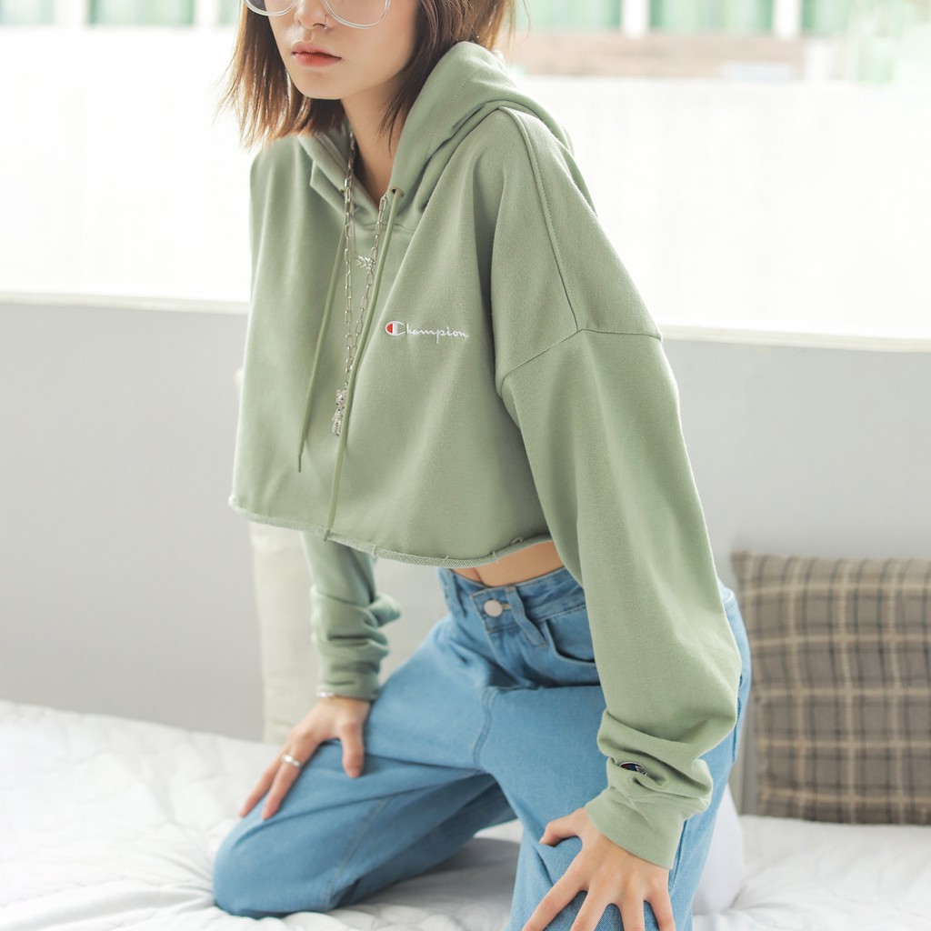 Áo Croptop Hoodie Nữ Thêu Chữ Champion Form Đẹp-Đường Thêu Tỉ Mỉ-Vải Nỉ Da Cá Thoải Mái-Màu Xanh Mint Nhạt Dễ Phối Đồ