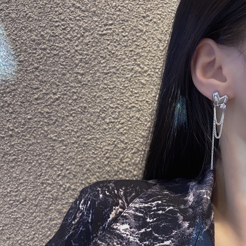 Bông Tai Dáng Dài Hình Trái Tim Phối Tua Rua Thời Trang 2022