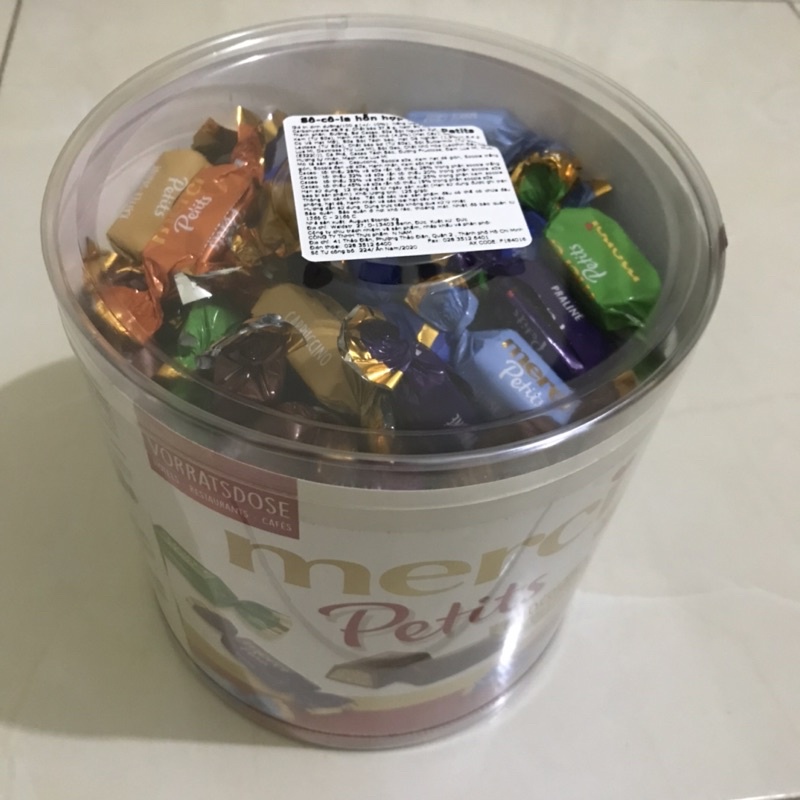 Kẹo Socola Hỗn Hợp Merci Petits Hộp 1000g/1kg