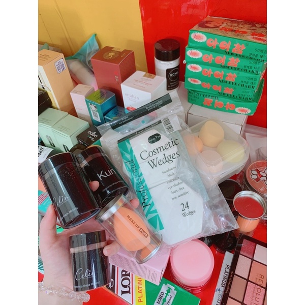 Mút Tán Nền Kun Cao Cấp Đi Kèm 2 Mút Nhỏ Tán Phấn Mắt Bride Care