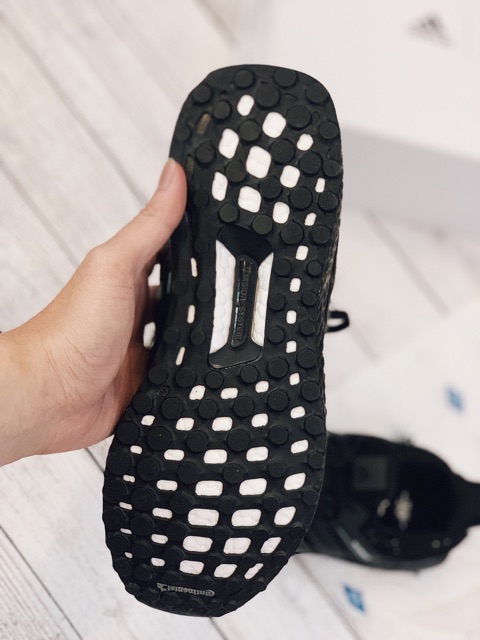 Giày Ultra Boost Madness nam nữ cực êm bền nhẹ thoáng