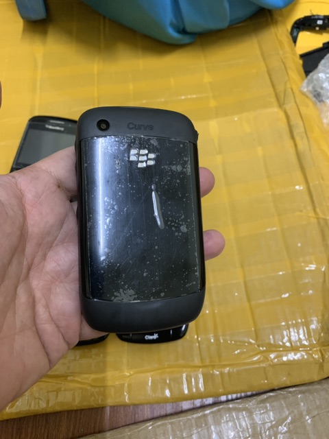 Điện thoại Blackberry 8520 claro like new giá shock