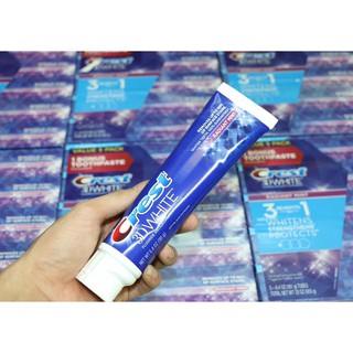 Kem đánh trắng răng Crest 3D White Radiant Mint Flavor Whitening.