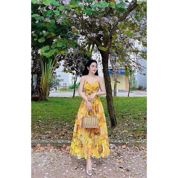 (Ưu Đãi FreeShip)Đầm maxi hoa ,đầm thiết kế cột yếm cổ sau có bo chun,chất lụa 2 lớp có mút,đi biển sang chảnh luôn ạ